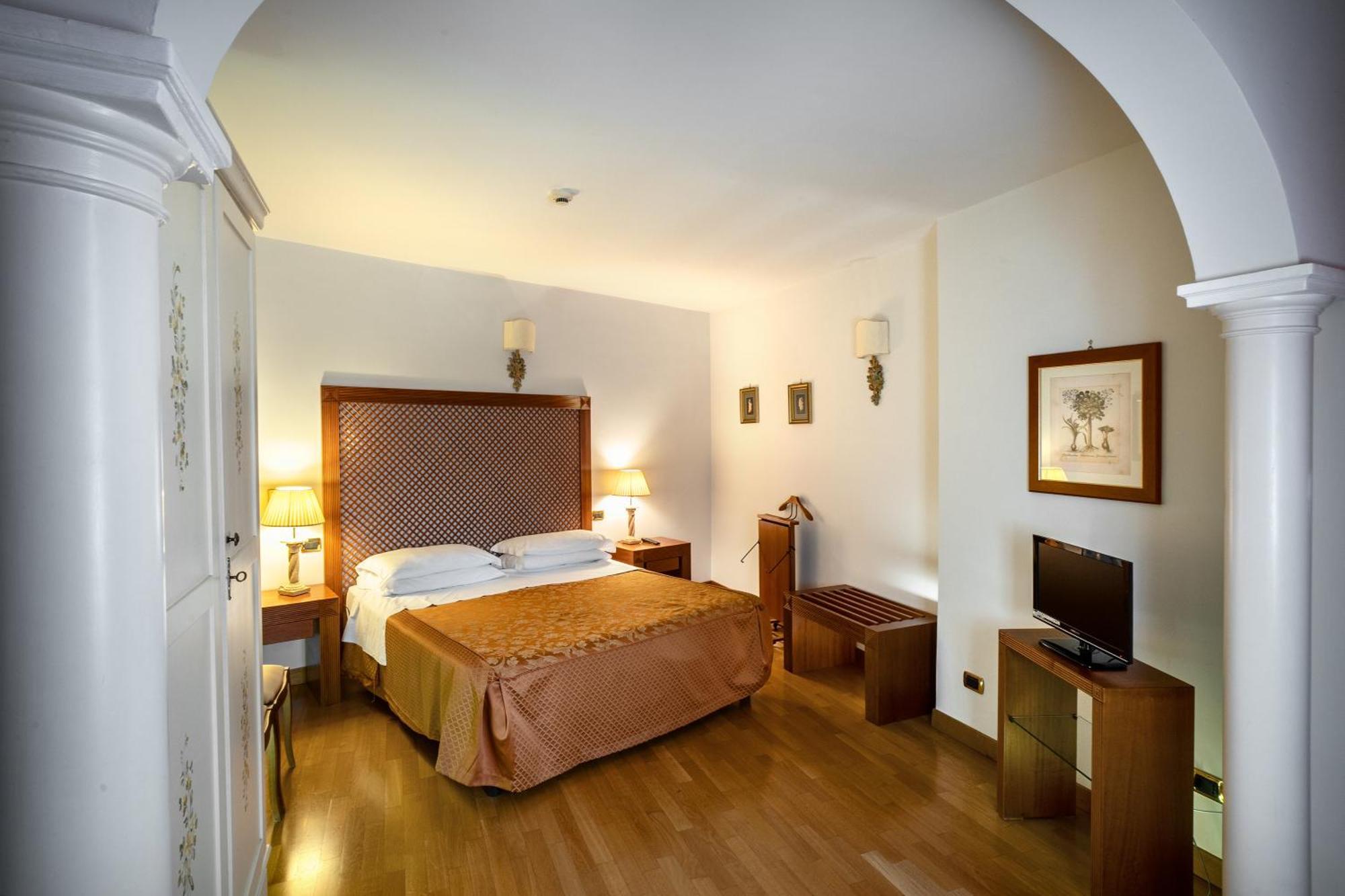 Relais Le Felci Executive Suite Spa Fiuggi Exterior photo